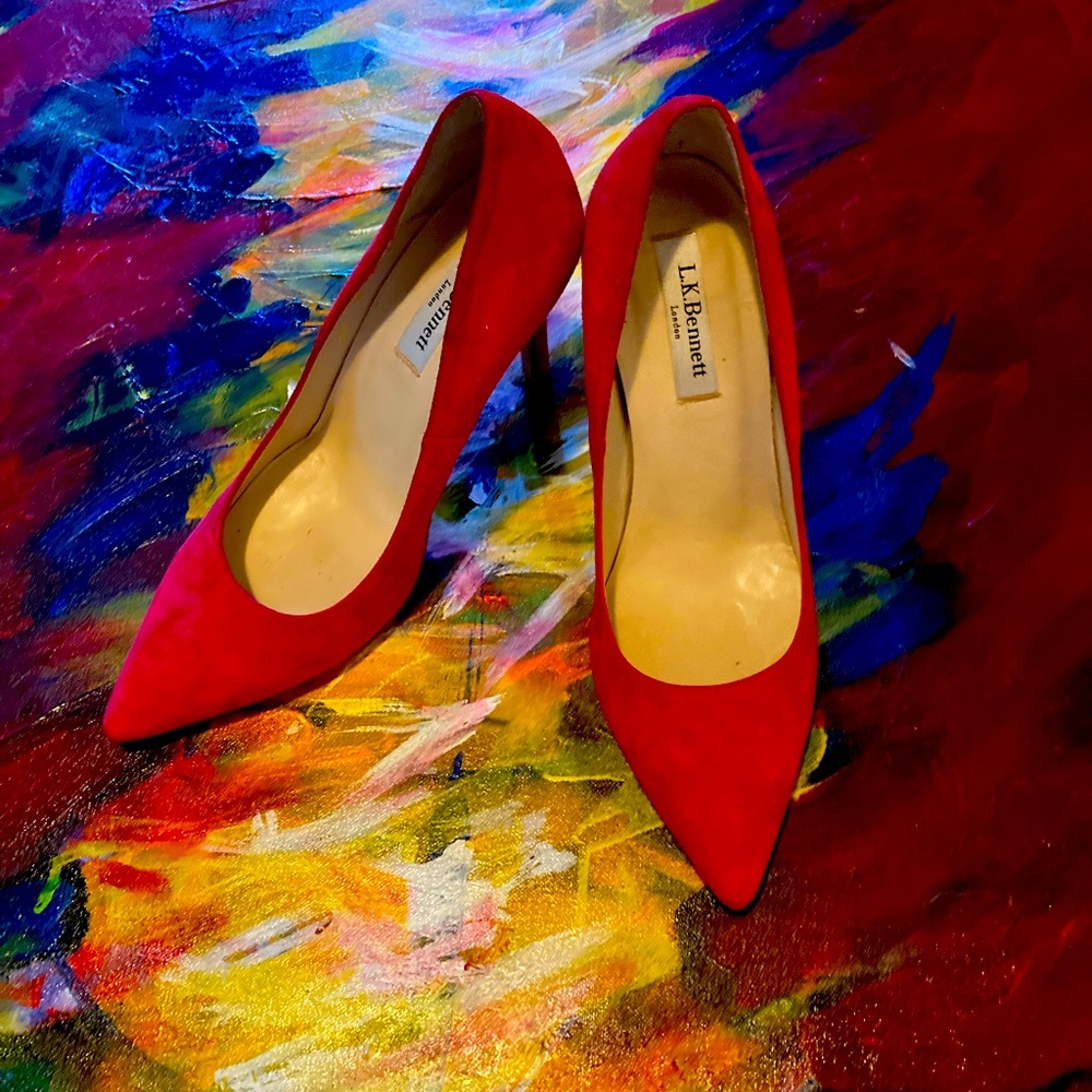 Floret Scarlet Red Suede Pointed Toe Courts